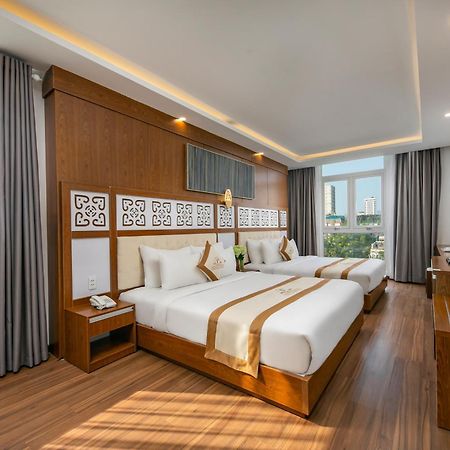 Prague Da Nang Beach Hotel מראה חיצוני תמונה