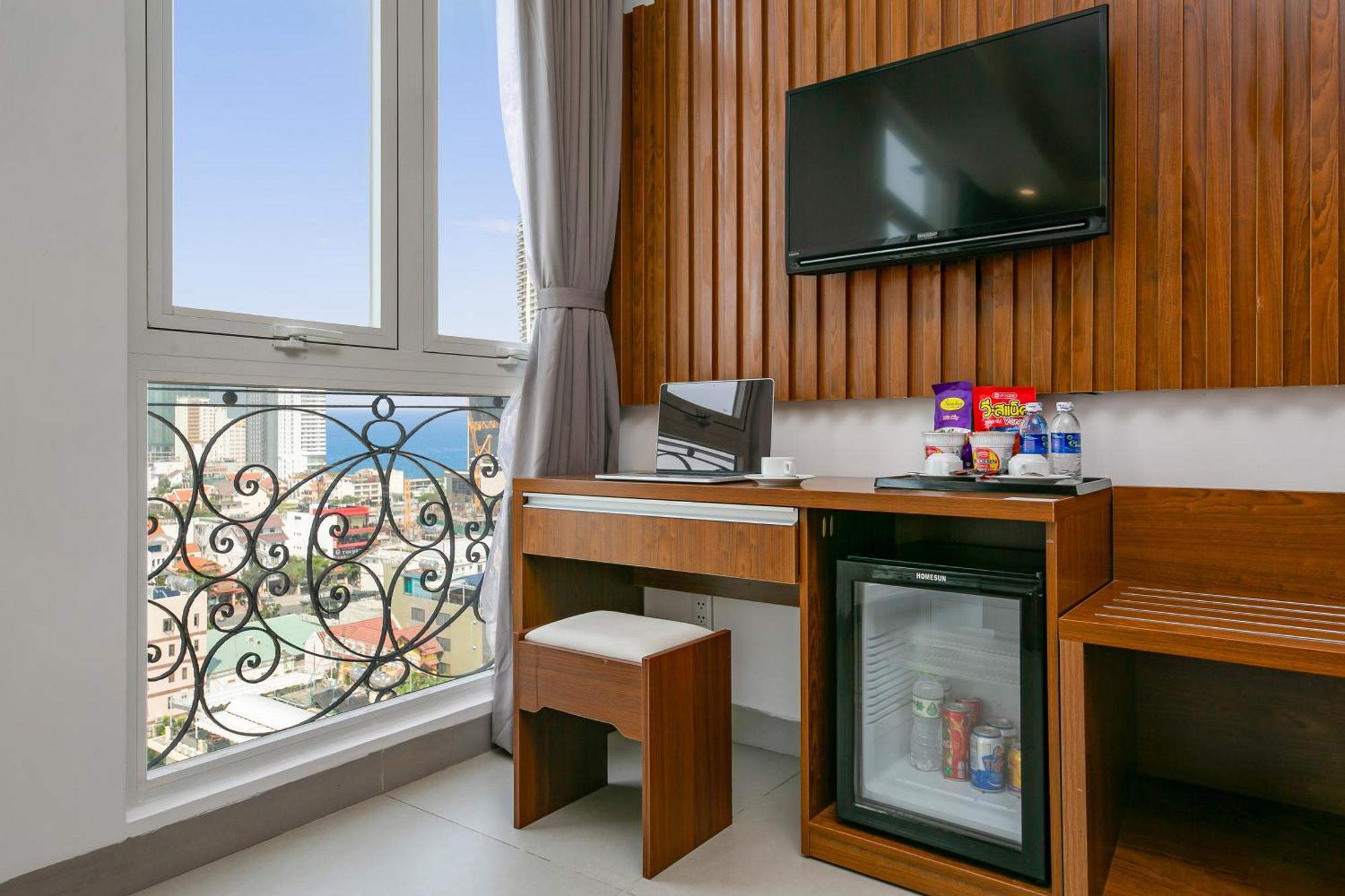 Prague Da Nang Beach Hotel מראה חיצוני תמונה