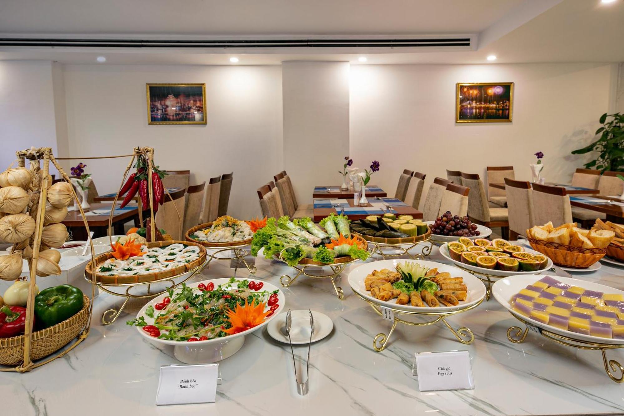 Prague Da Nang Beach Hotel מראה חיצוני תמונה