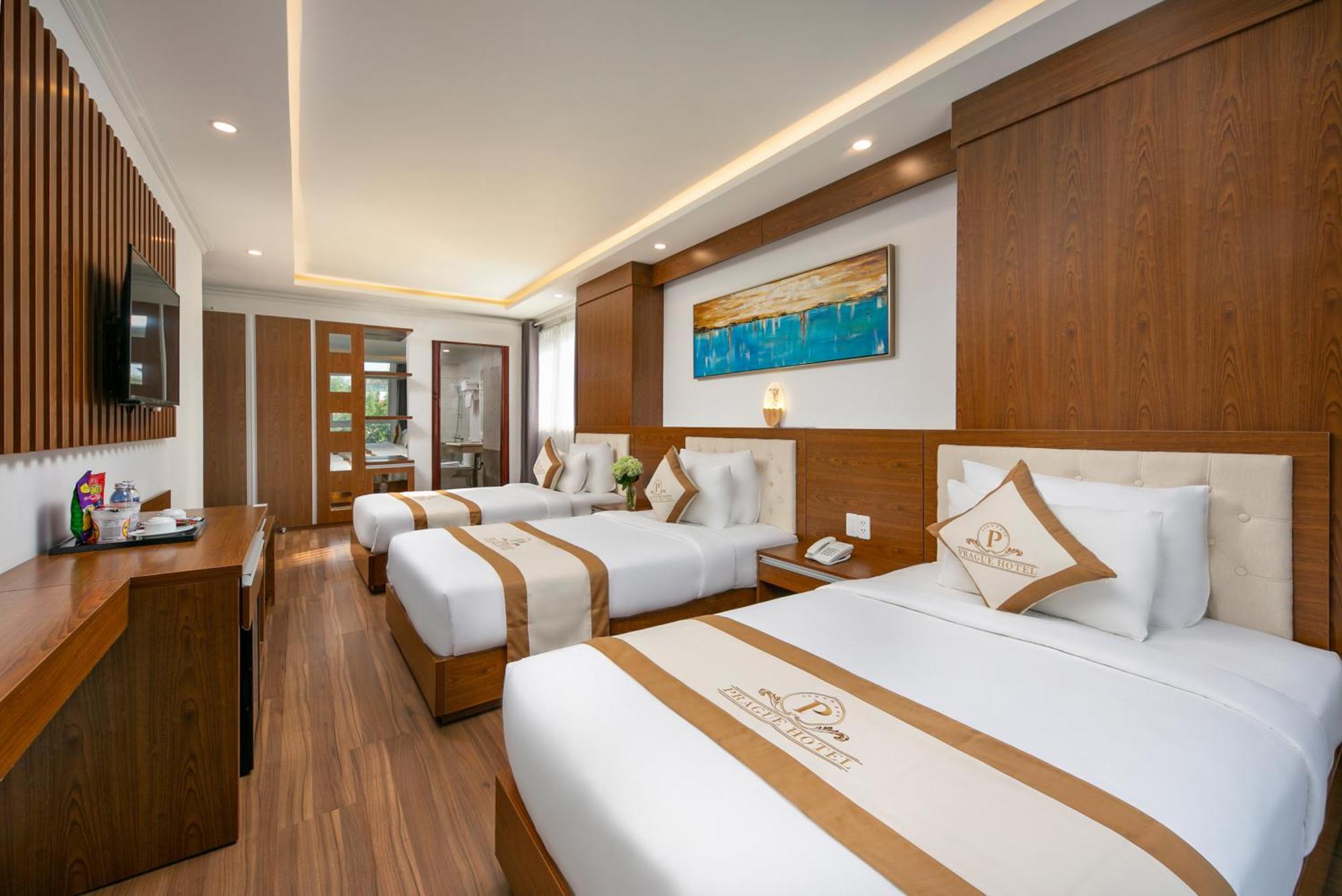 Prague Da Nang Beach Hotel מראה חיצוני תמונה